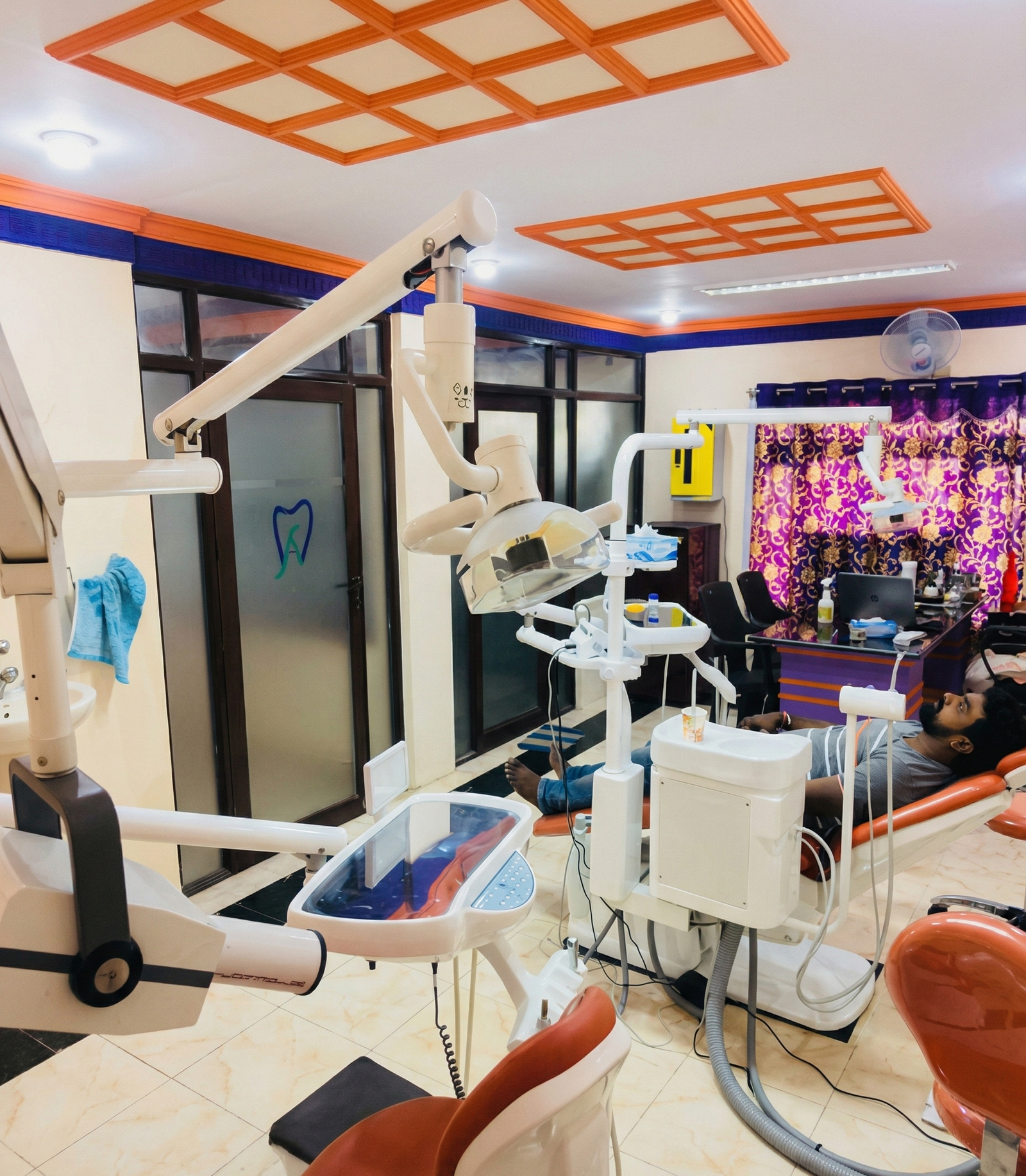 Modern Dental Clinic